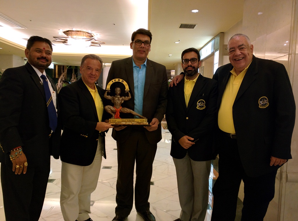 With the ifbb world president Dr Rafael